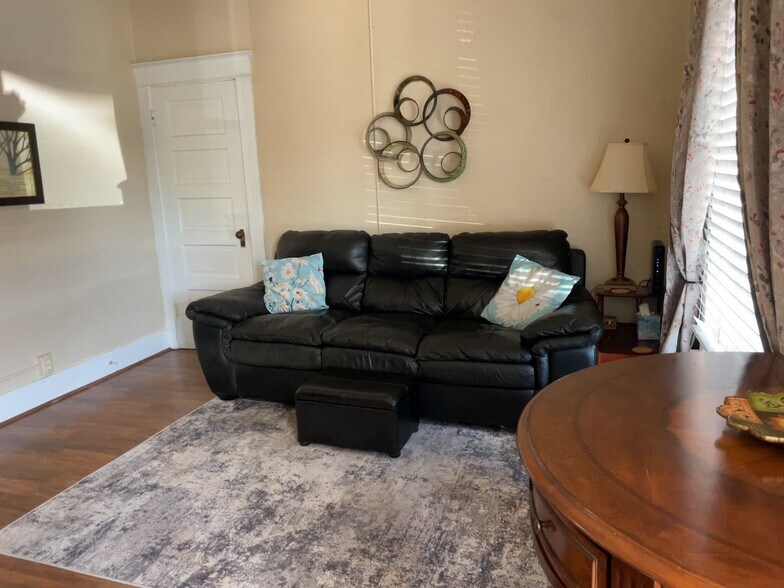 More Photos Of 204 W 15th St, Pueblo Apartments For Sale