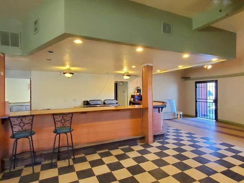 More Photos Of 19306 National Trails Hwy, Oro Grande Bar For Sale