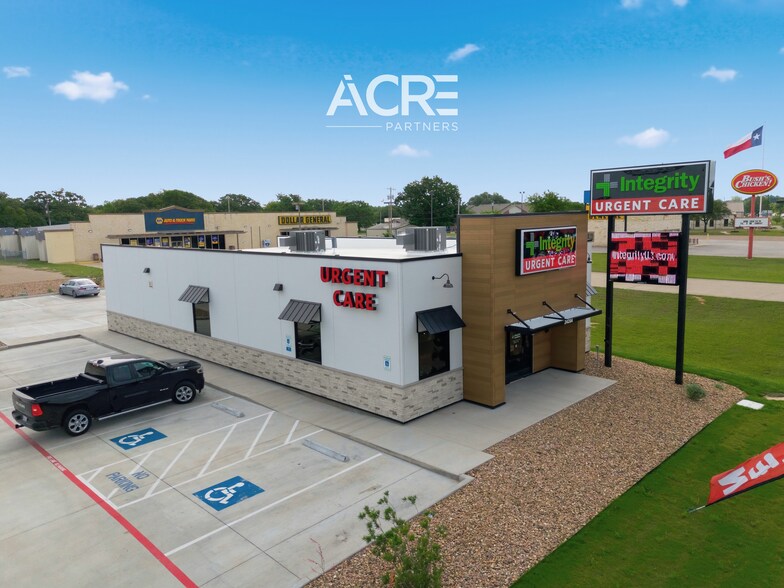 Primary Photo Of 2409-A S 36 hwy, Gatesville Healthcare For Sale