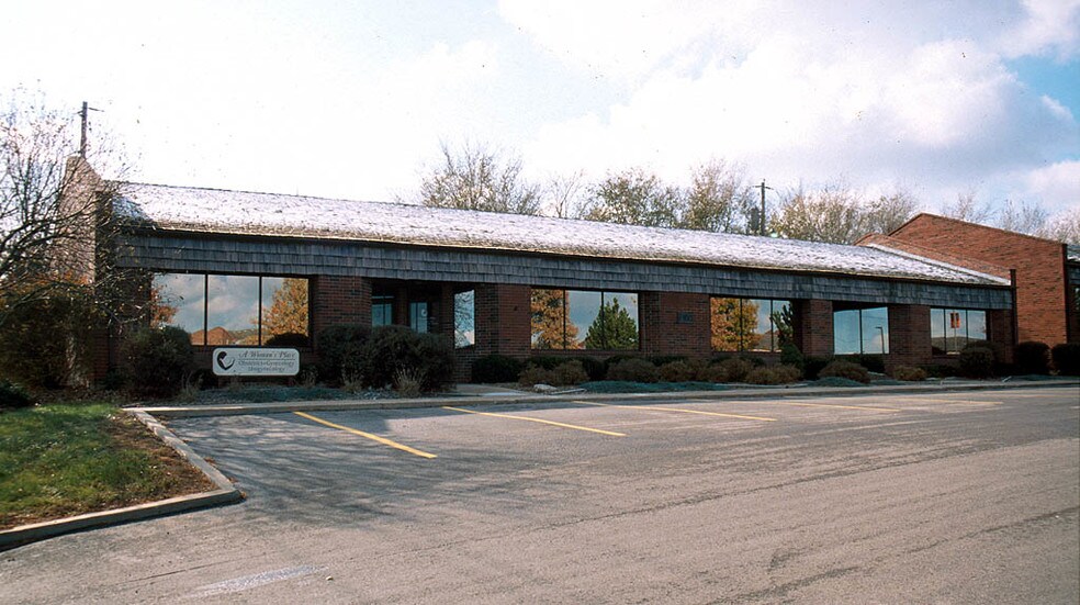 More Photos Of 1900-1912 NW Copper Oaks Cir, Blue Springs Medical For Sale