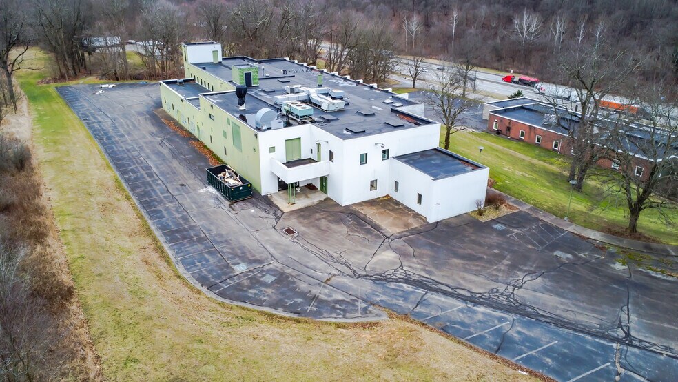 More Photos Of 520 Pleasant Valley Rd, Trafford Office For Sale