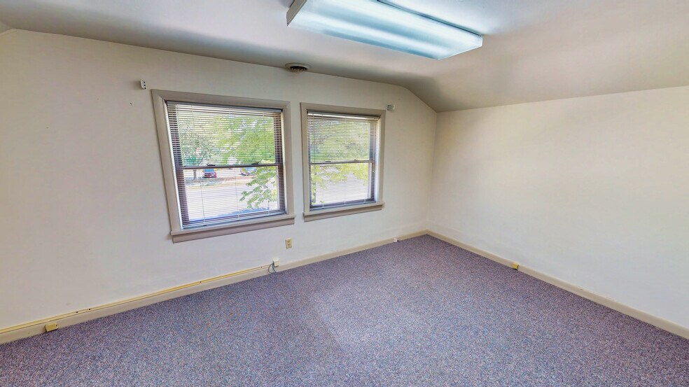 More Photos Of 849 N Ellsworth St, Naperville Office For Lease