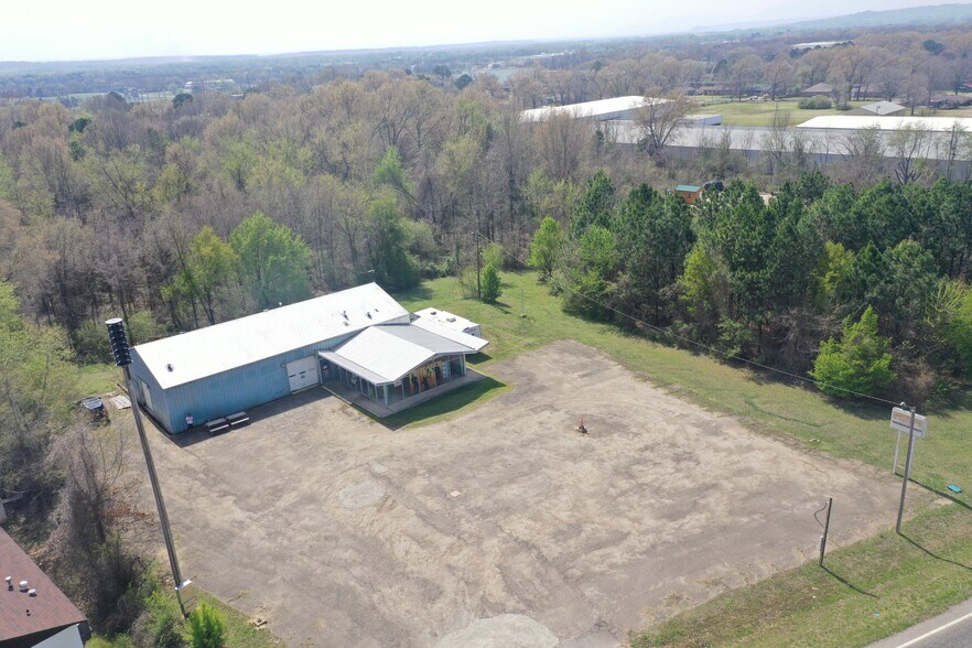 More Photos Of 3616 E Main St, Russellville Industrial For Sale