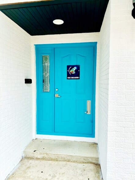 More Photos Of 309 S Ohio Ave, Sedalia Storefront Retail Office For Sale