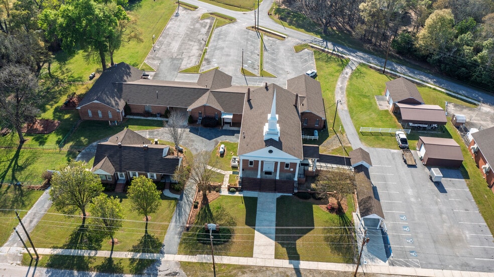 More Photos Of 82 Dromedary Street st, Woodbury Flex For Sale