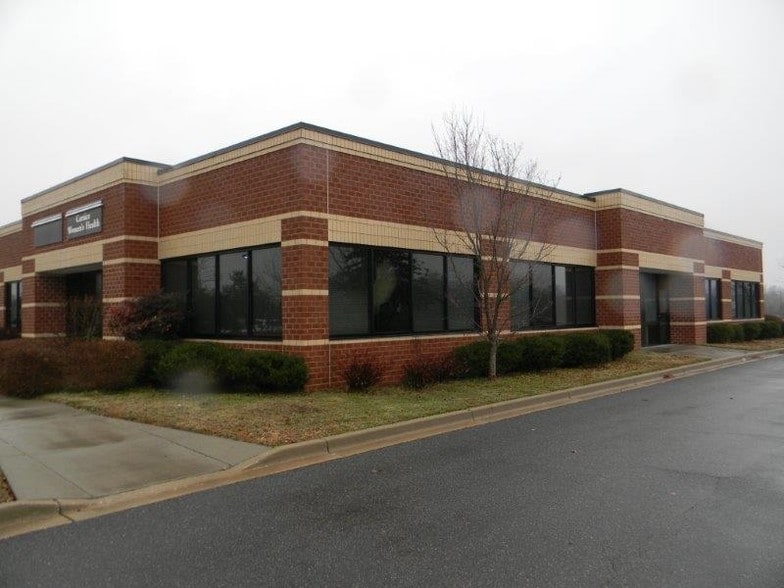 More Photos Of 202 Coursevall Dr, Centreville Medical For Lease