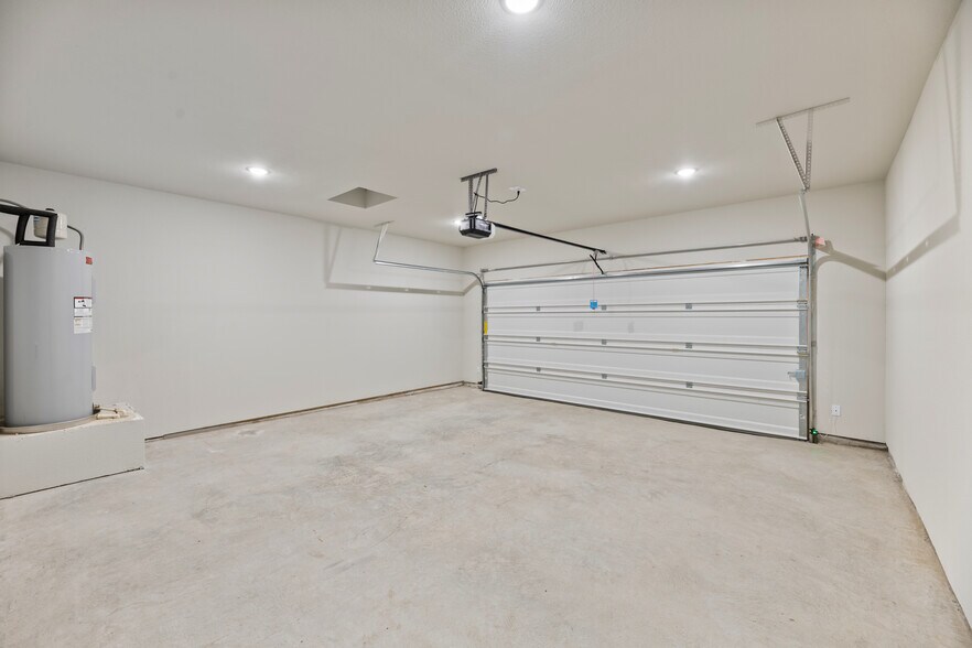 More Photos Of 4405 Clovis Ct, Midlothian Apartments For Sale