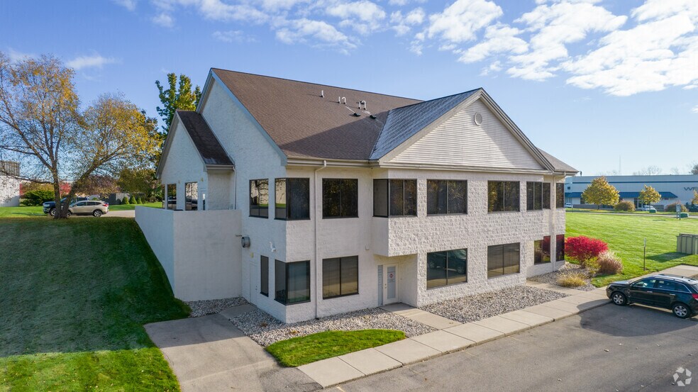 More Photos Of 3451 Dunckel Rd, Lansing Office For Sale