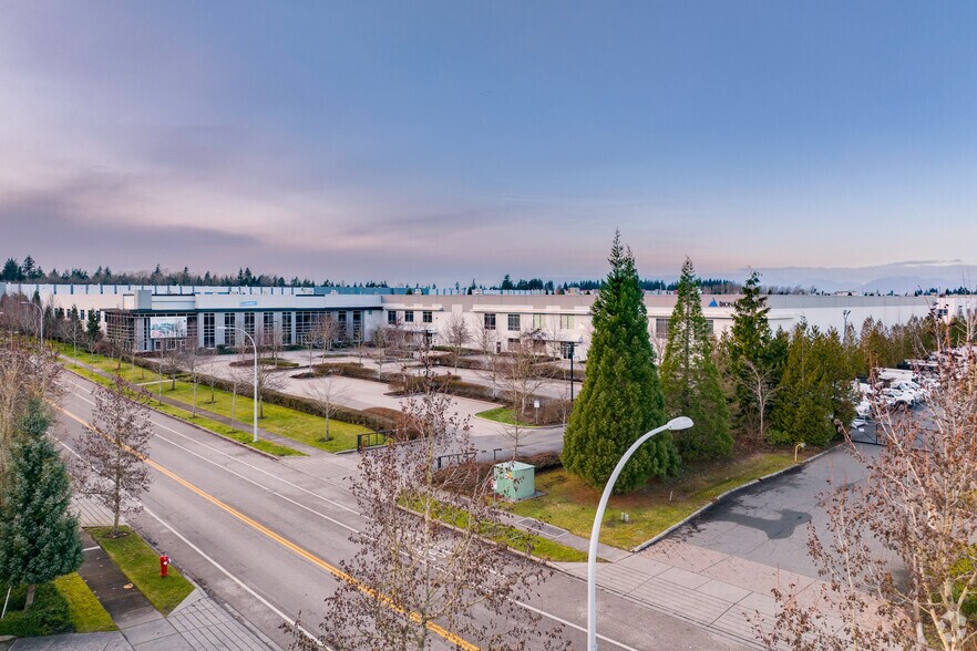 More Photos Of 19125 28 Av, Surrey Distribution For Lease