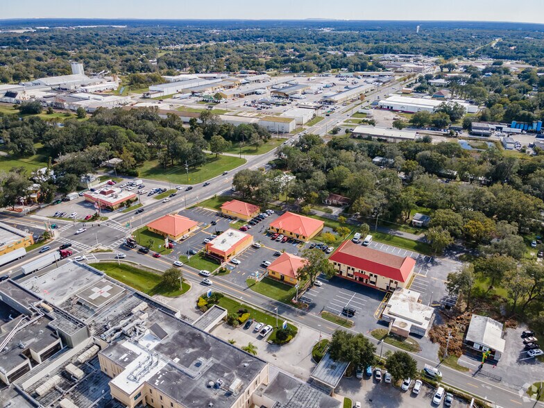 More Photos Of 1601 W Reynolds St, Plant City Medical For Lease