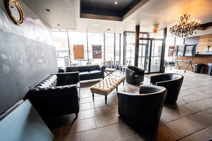 More Photos Of 3014 W Irving Park Rd, Chicago Storefront Retail Residential For Sale