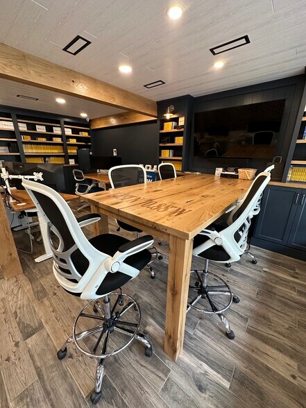 More Photos Of 1 Merrimac St, Newburyport Apartments For Sale