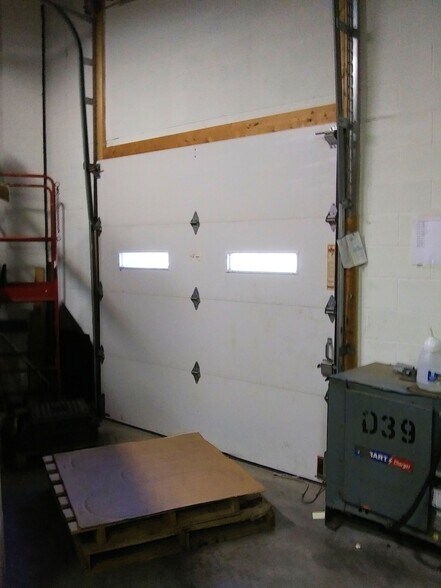 More Photos Of 6520 Hopkins Rd, Mentor Light Manufacturing For Sale