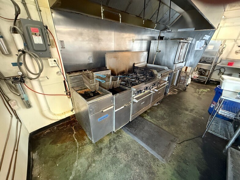 More Photos Of 923 Sligo Ave, Silver Spring Freestanding For Lease