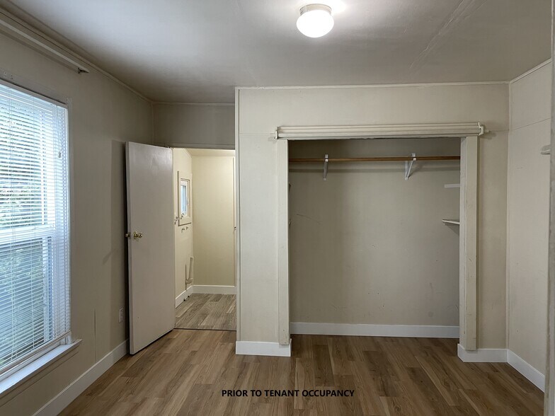 More Photos Of 618 SE M St, Grants Pass Multifamily For Sale