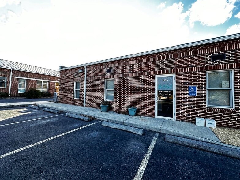 Primary Photo Of 889 Rio East Ct, Charlottesville Office For Lease