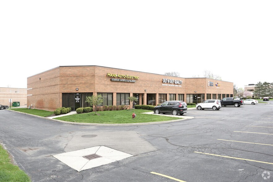 More Photos Of 28003 Center Oaks Ct, Wixom Light Manufacturing For Lease