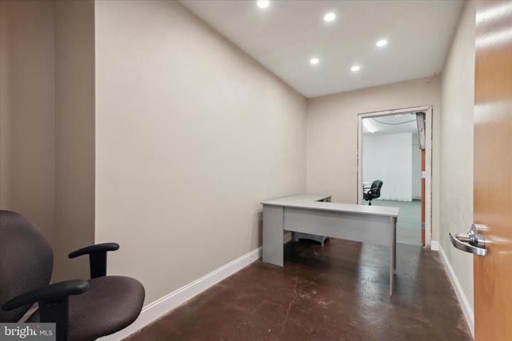 More Photos Of 5000-02 City Ave, Philadelphia Freestanding For Sale