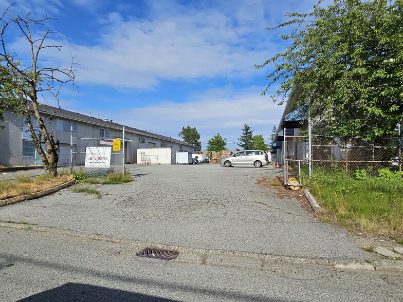 More Photos Of 11538 132A St, Surrey Warehouse For Sale
