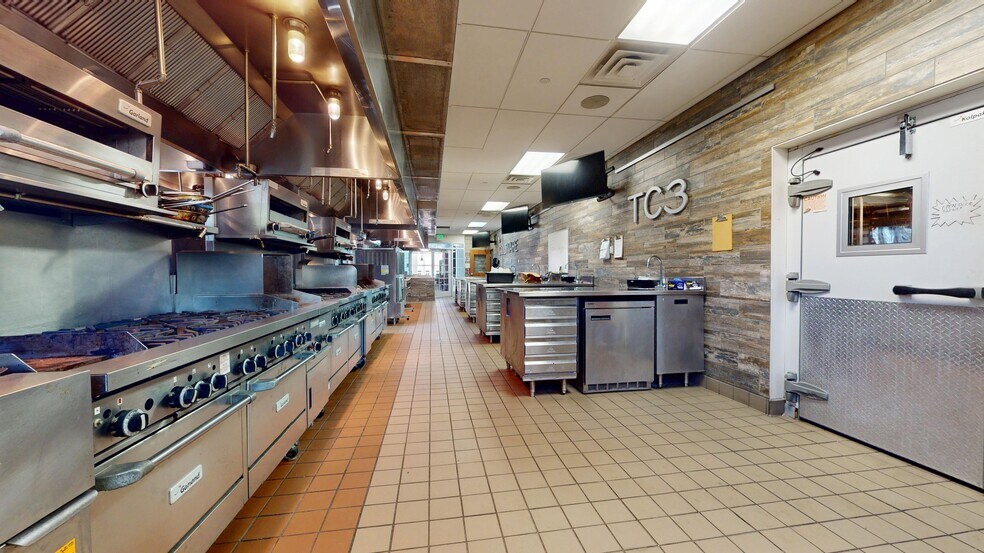 More Photos Of 235 S Cayuga St, Ithaca Specialty For Lease