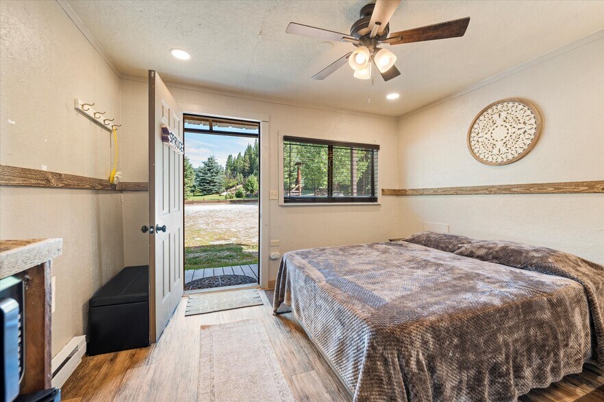 More Photos Of 7000 Graves Creek Rd, Lolo Bar For Sale