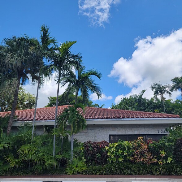 More Photos Of 7245 SW 87th Ave, Miami Office For Lease