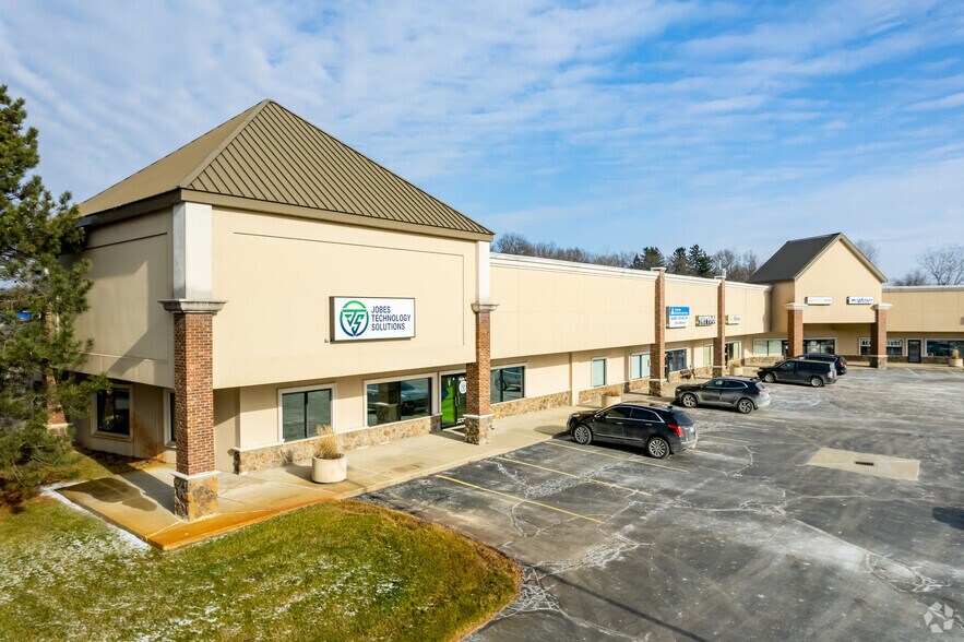 3043-3045 Grange Hall Rd, Holly, MI 48442 - Retail For Lease Cityfeet.com