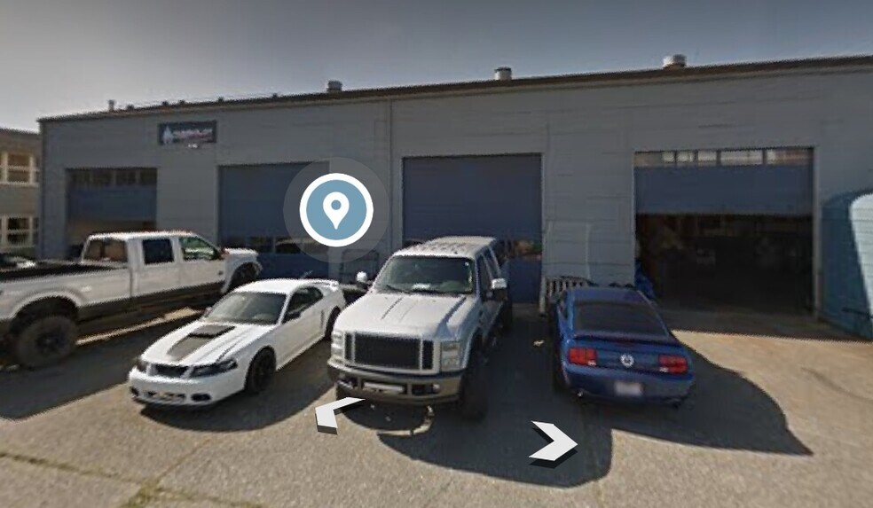 More Photos Of 3990 Broadway St, Eureka Showroom For Sale