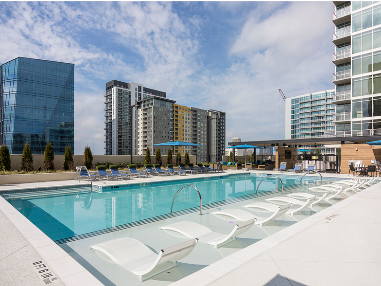More Photos Of 880 W Peachtree St NW, Atlanta Apartments For Lease