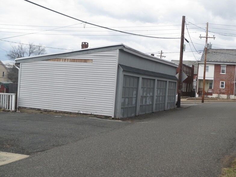 More Photos Of 3771 Layfield Rd, Pennsburg Restaurant For Sale