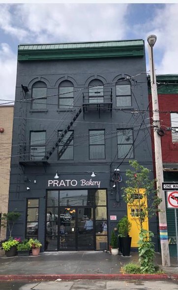More Photos Of 371 4th St, Jersey City Storefront Retail Residential For Sale