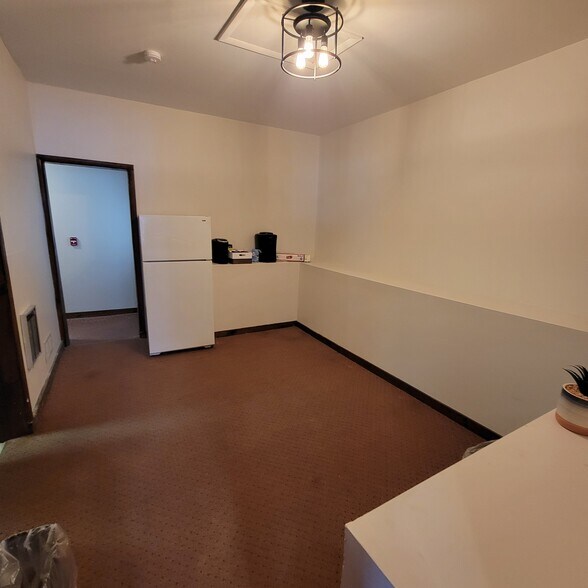 More Photos Of 5319 Route 9W, Newburgh Funeral Home For Sale