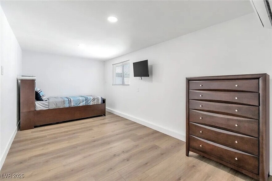 More Photos Of 4785 San Sebastian Ave, Las Vegas Specialty For Sale