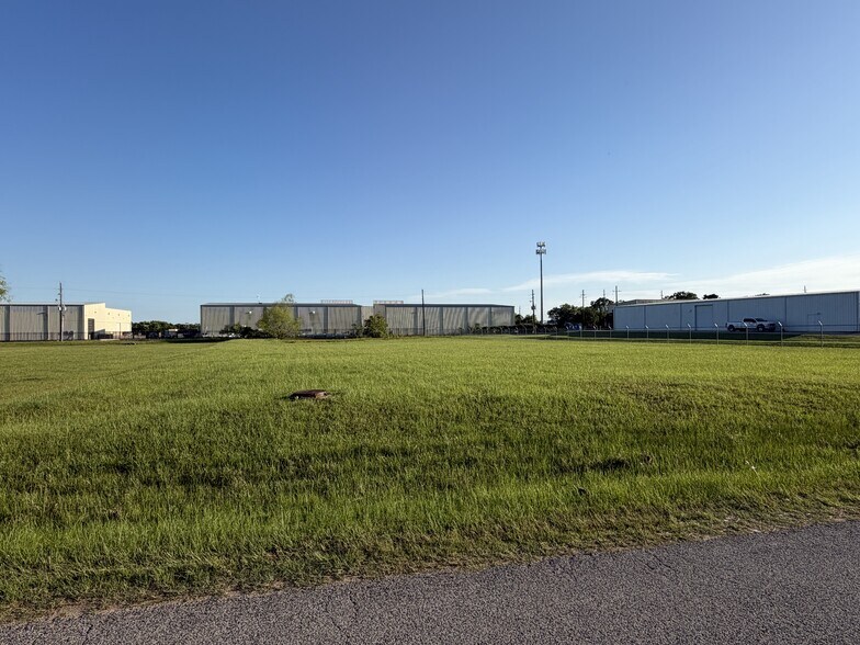 More Photos Of 41057 Park 290 Dr, Waller Land For Sale