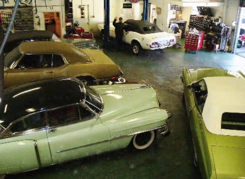 More Photos Of 40 Woodland Ave, San Rafael Service For Sale