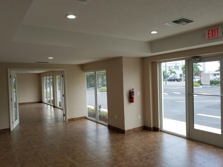 More Photos Of 1696 S Military Trl, West Palm Beach Medical For Lease