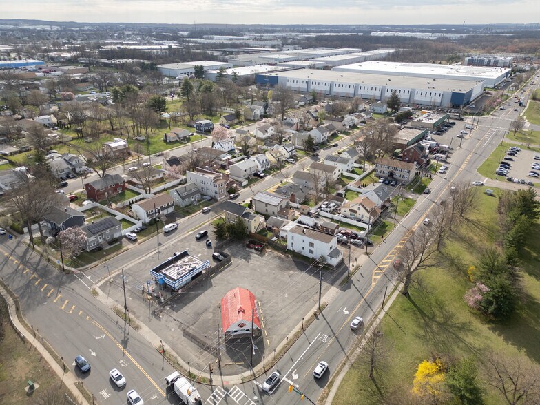 More Photos Of 735 E Hazelwood Ave, Rahway Freestanding For Sale