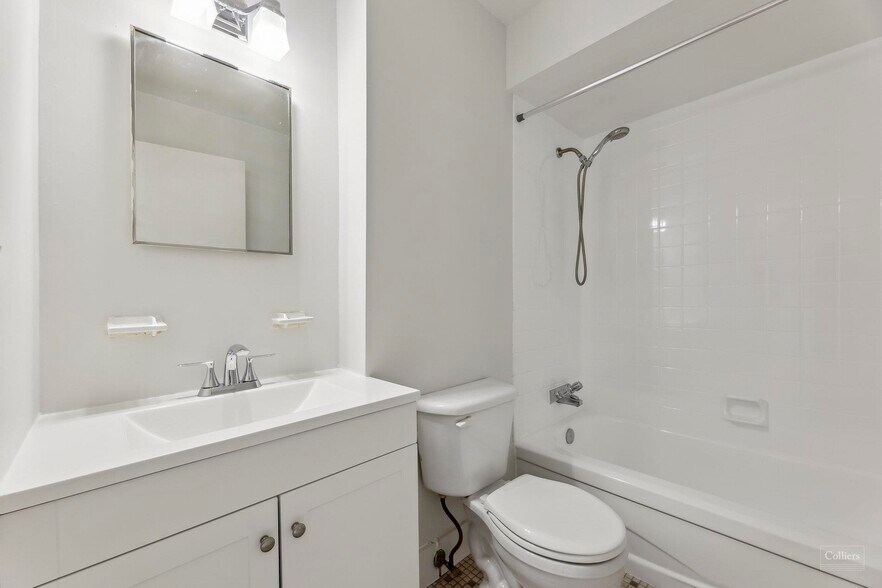 More Photos Of 300 Regent St, Kingston Apartments For Sale