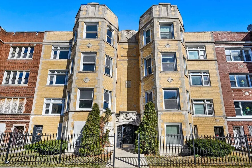 Primary Photo Of 6837 S Clyde Ave, Chicago Apartments For Sale