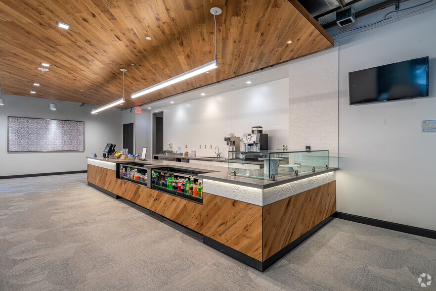 More Photos Of 111 S Washington Ave, Minneapolis Office For Lease