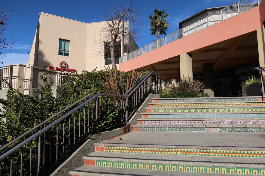 More Photos Of 520 Deep Valley Dr, Rolling Hills Estates Hospital For Lease