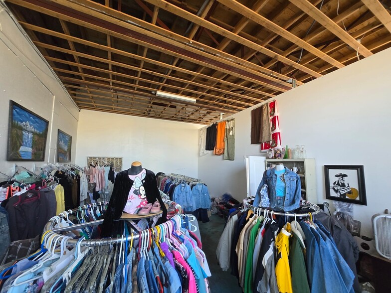 More Photos Of 2910-2914 Alameda Ave, El Paso Storefront For Sale