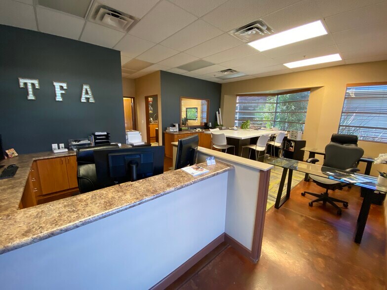 More Photos Of 4425 E Agave Rd, Phoenix Office For Lease