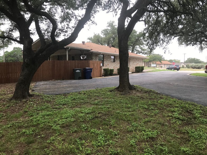 More Photos Of 2500 S Bagdad Rd, Leander Freestanding For Sale