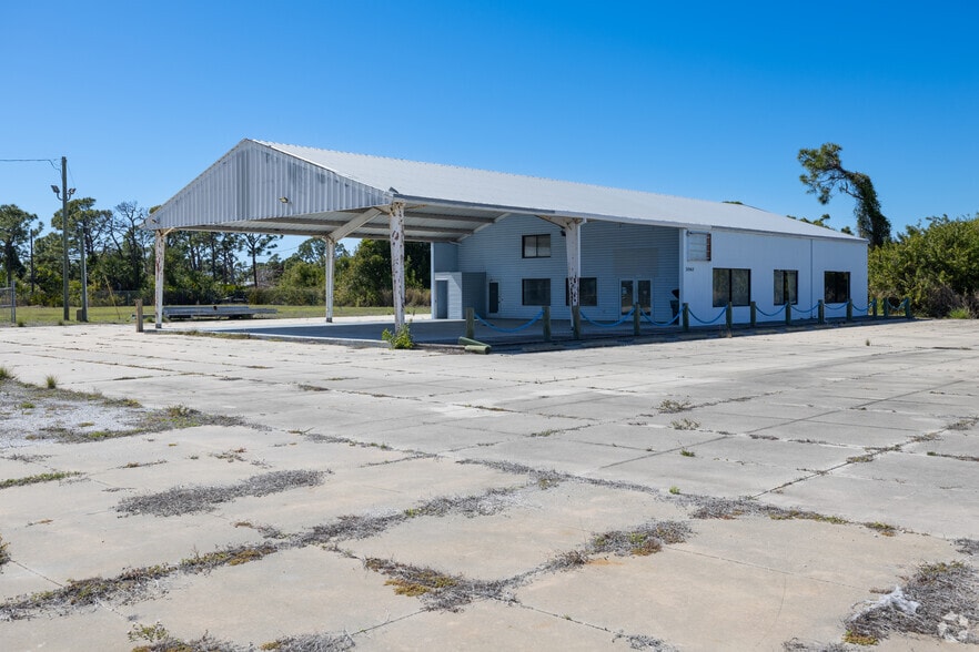 Primary Photo Of 3060 Placida Rd, Englewood Flex For Sale