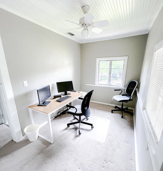 More Photos Of 516 E Jackson St, Orlando Office For Lease
