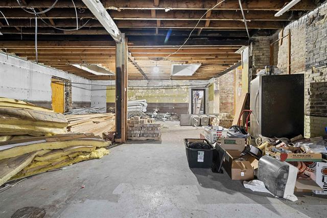 More Photos Of 408 Dousman St, Green Bay Storefront Retail Residential For Sale