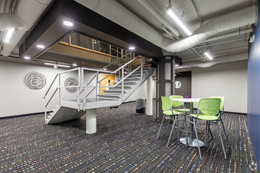 More Photos Of 540 Fairview Ave, Saint Paul Unknown For Lease