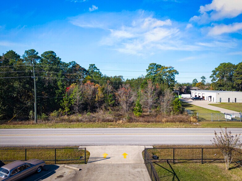 More Photos Of 26231 Hanna Rd, Spring Land For Sale