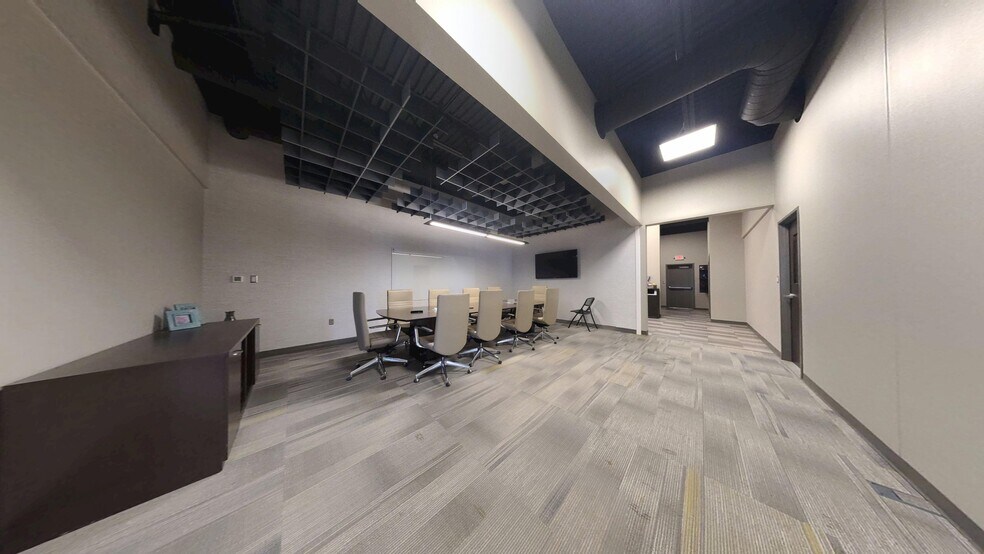 More Photos Of 1304 Technology Pky, Cedar Falls Office Residential For Lease